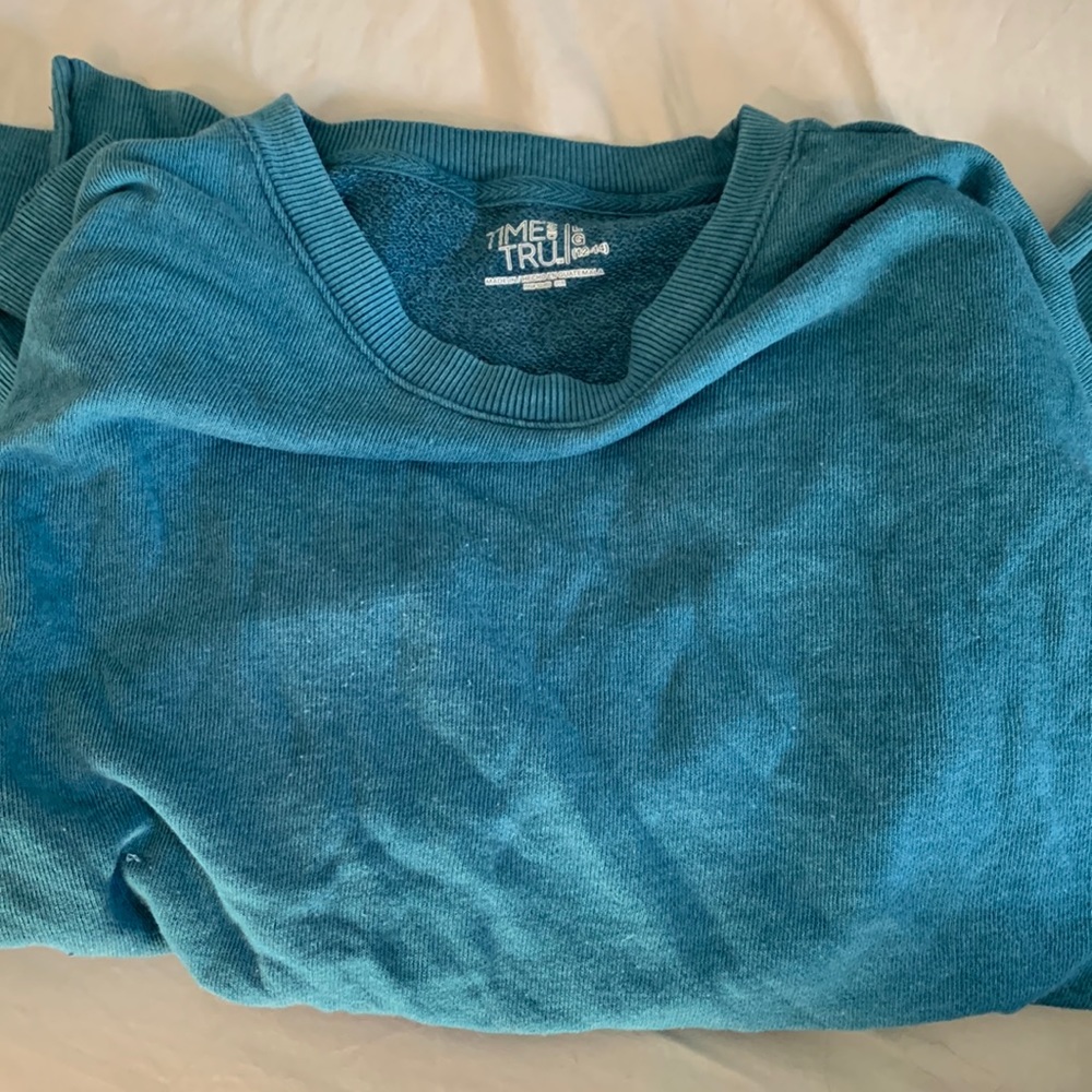 Crew neck